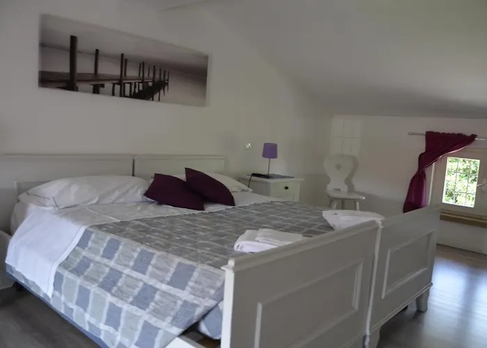 Corte Del Garda 카스텔누보델가다