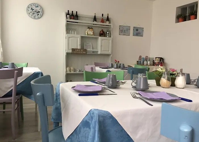 Corte Del Garda 4* كاستلْنْيوفو ديل غارد