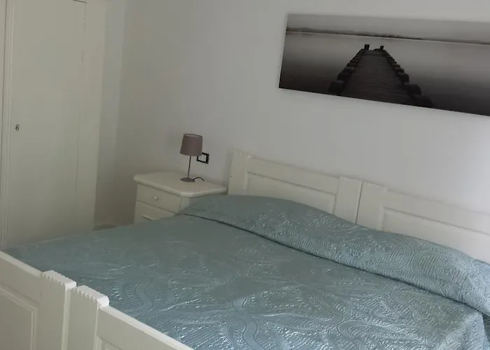 فندق مبيت وإفطار Corte Del Garda 4*